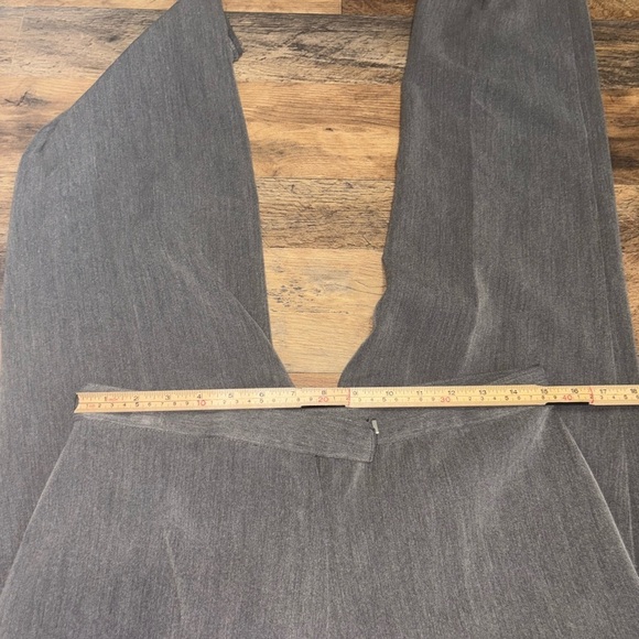 Sag Harbor Gray Wide-Leg Trousers – Women’s Dress Pants Classic Fit - Picture 4 of 6